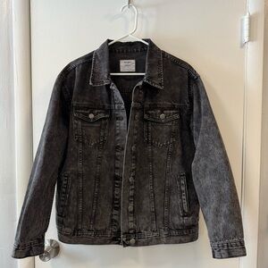 Women’s Oversized Black Denim Jacket